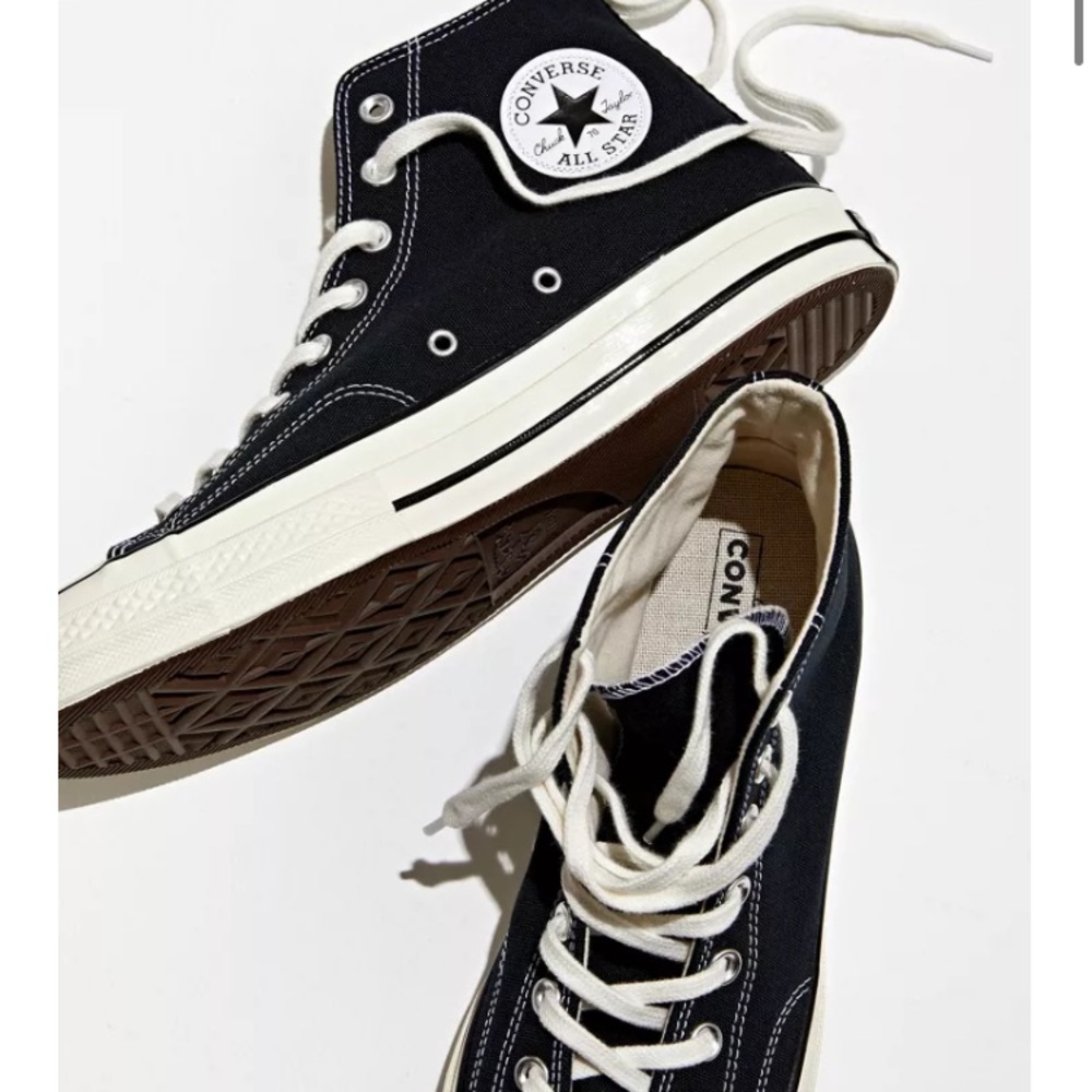 Black chuck 70s